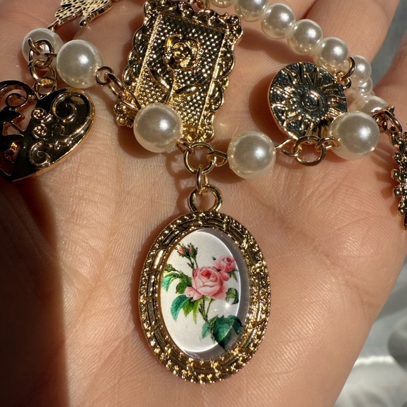 Women 2x Gold and Pearl Charm Necklace - Picture 9 of 12